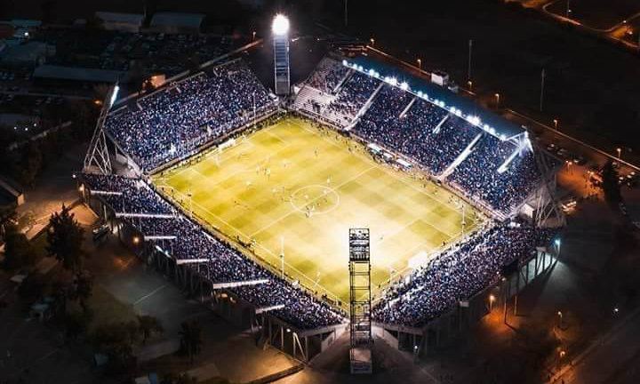 Estadio lleno vs butacas vacías | La comparación entre Central Norte y la Copa América
