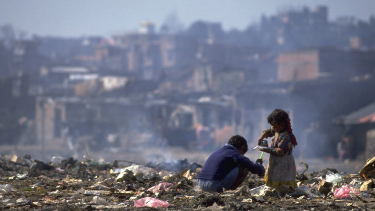 Pobreza infantil | Estiman que 8,3 millones de niñas y niños pueden ser pobres en diciembre de 2020