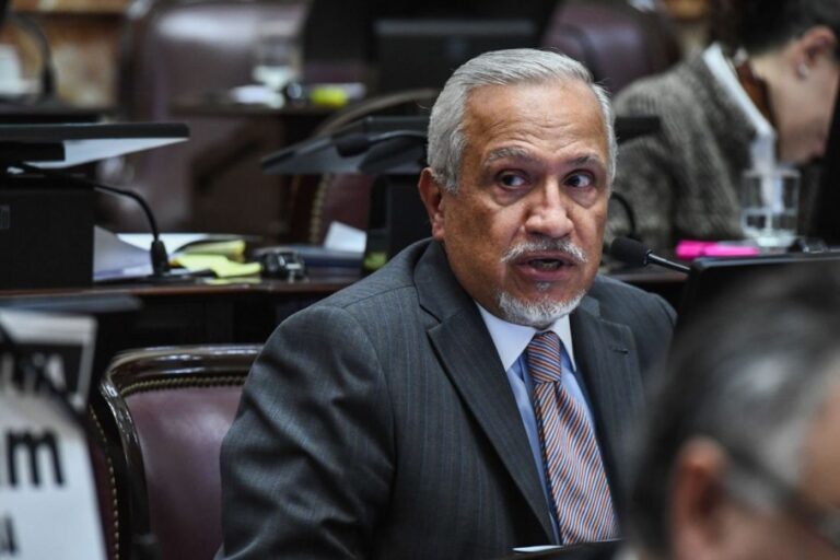 Romero también se salteñiza | Integra nuevo bloque en el senado nacional para “retomar una agenda federal”
