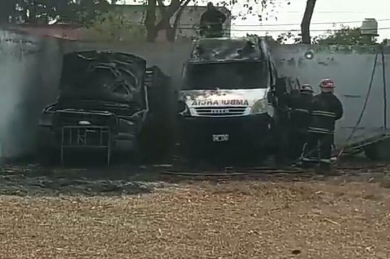 Norte salteño | En Orán se incendian los campos y también las ambulancias