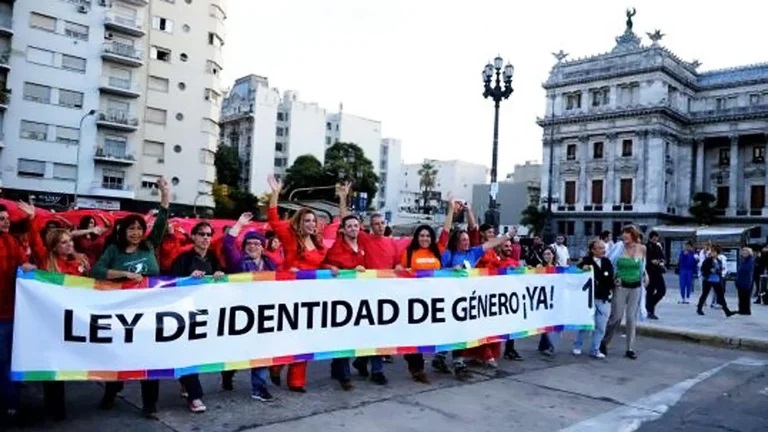 ley de identidad de genero 48