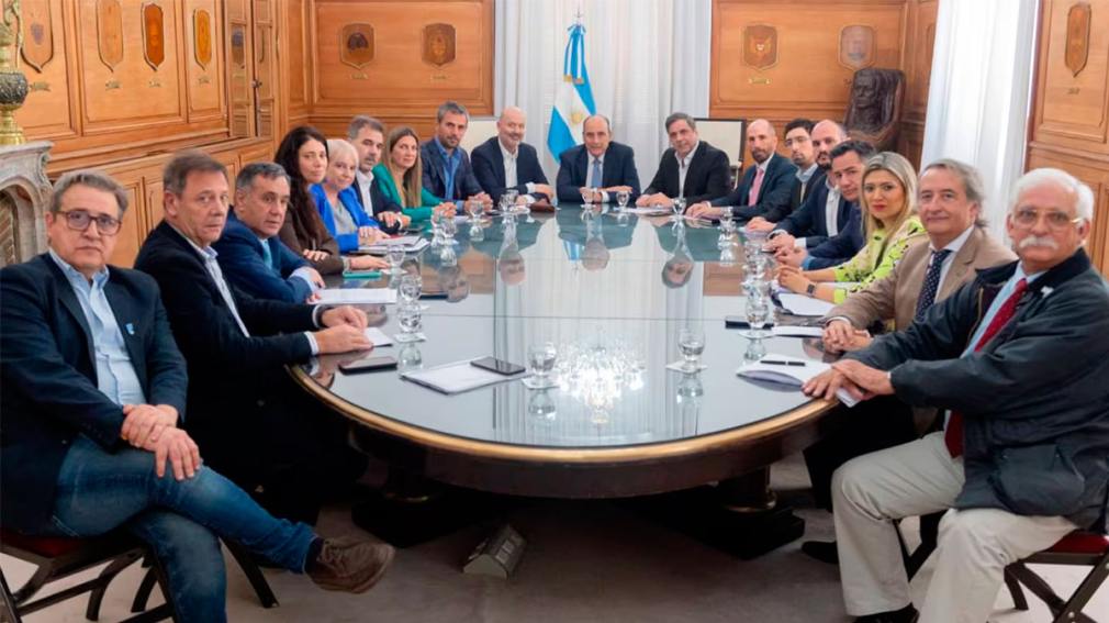 Francos_reunion-diputados-zapata-124346