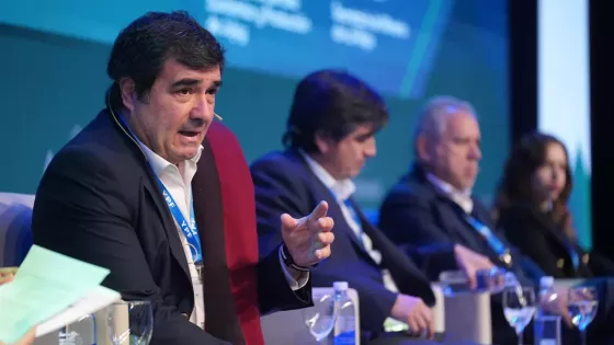 101725-salta-en-arminera-federal-de-los-rios-explico-la-politica-de-participacion-de-las-comunidades