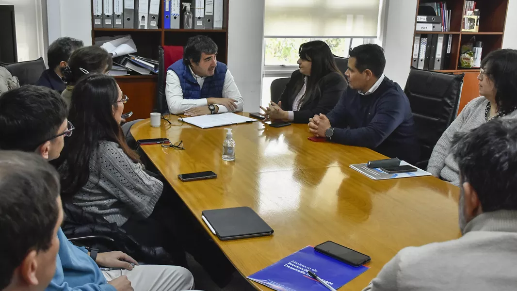 102056-pozo-de-lomas-de-olmedo-el-comite-de-crisis-aborda-una-estrategia-multidisciplinaria-de-accion